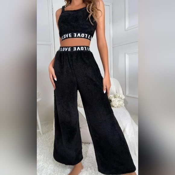 SHEIN Other - SHEIN Letter Graphic Flannel PJ Set Size M, UK 10